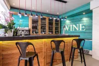 聖塔龐沙廣場精品飯店-限成人 - 酒吧