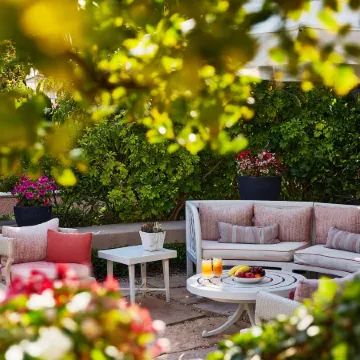 The Beverly Hills Hotel - Dorchester Collection Отели рядом с достопримечательностью «Golden Triangle»