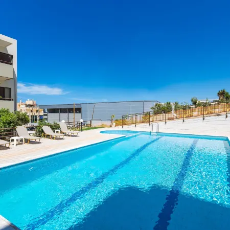 Eltina Hotel