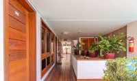 Cpr - Apartments 200m from the Beach with Pool
