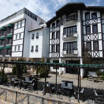 Zinos Hotel