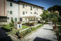 Locanda dei Fiori Hotels in Montale