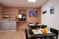 Hotel le Petit Duquesne