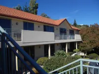 Abelia Motor Lodge - Mountain view