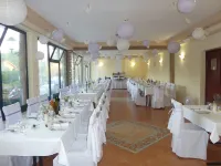 Zsanett Hotel - Bintang 3