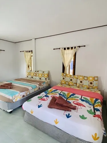 รูปภาพของมิสหงษ์เฮาส์