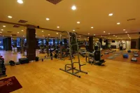 Pangeran Beach Hotel - gimnasio