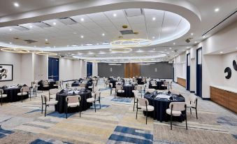 Holiday Inn Burlington Conference Centre