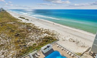 Fontainebleau 706 by Avantstay Beachfront+Views