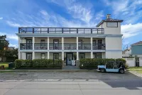 Carolina Beach Inn Hotels in Federal Point