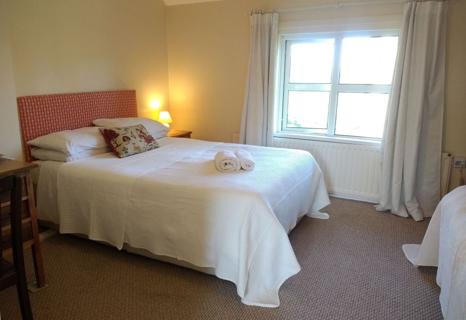 Lisieux House on Lough Neagh - Housity