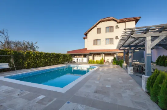 奇科尼亞別墅酒店 酒店