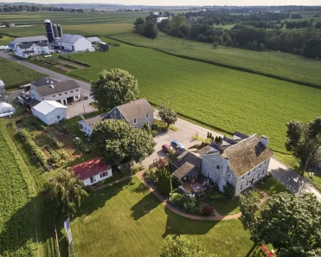 Osceola Mill House B&B Hotels in Intercourse