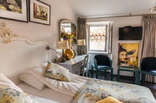 プリエェコ パレス