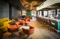 The Elizabeth Hotel, Autograph Collection