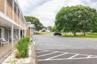 Ocean Park Inn Cape Cod - Motels