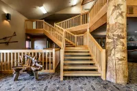 Snow Cap Inn Hotels in Newry