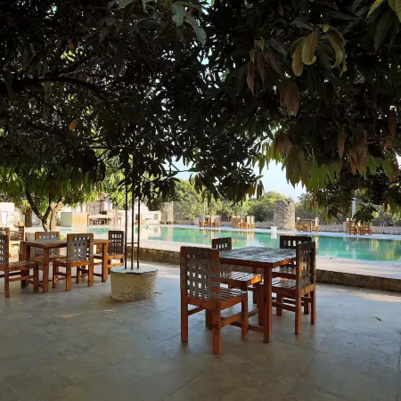 Gir Lions Paw Resort with Swimming Pool