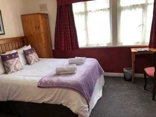 The Woolaston Inn - 2-Star
