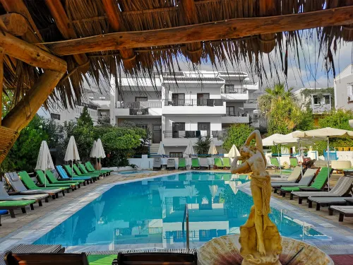 Elmi Beach Hotel & Suites - spa