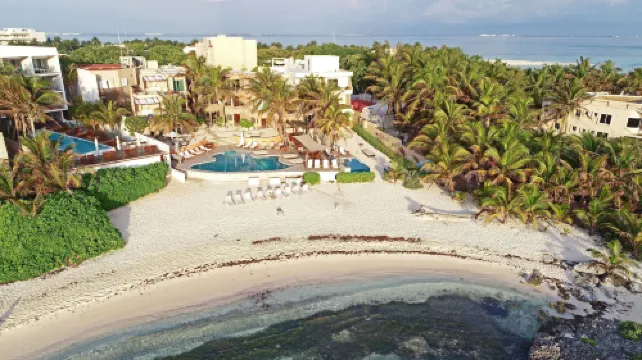Hotel Playa la Media Luna