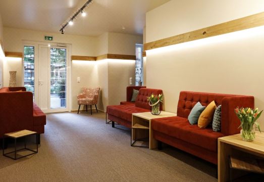 4. 가스트하우스 카..