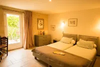 B&B les Secrets de Tifayne Hotels in Lamothe-Montravel