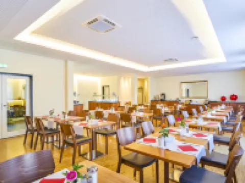 ホテル アプフェルバウム エルディングのホテル