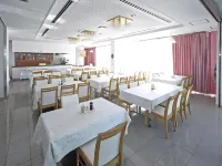 Hotel Yutaka Wing Hotels in Sennan