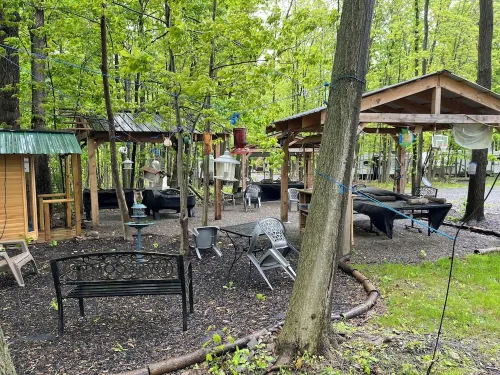 Charming 3bedroom house with AC, WiFi, fenced backyard in Wonderful Watkins Glen