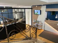 Brit Hôtel du Parc Niort Centre-Parking Gratuit Hotels in Niort