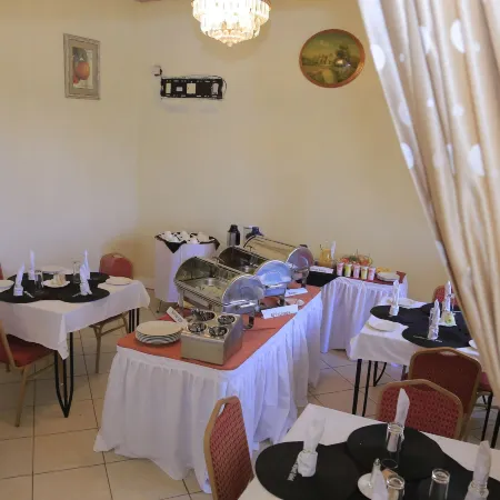 Executive Airport Hotel