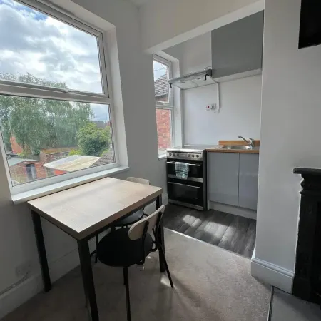 Host & Stay - Regent Street