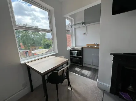 Host & Stay - Regent Street