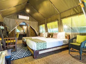Hintok River Camp