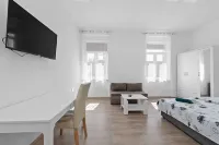 ミマ アパートメンツ