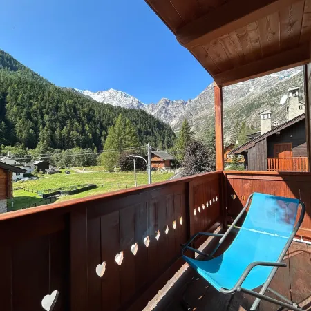 Dream hotel