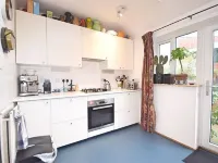 Georgian House to let in Newtown, Powys. Mid Wales.Accommodation for 4 persons.