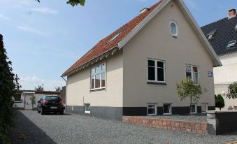 Amalie Bed and Breakfast & Apartments