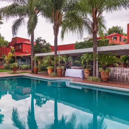 Villa San Jose Hotel & Suites