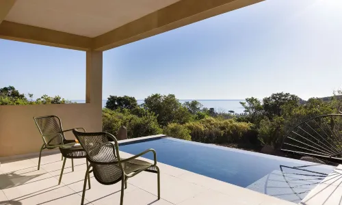 Hôtel A Cala - Suites Piscines privées et Vue Mer