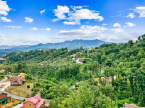 Newly Built Amazing View Chalet Perfect Location