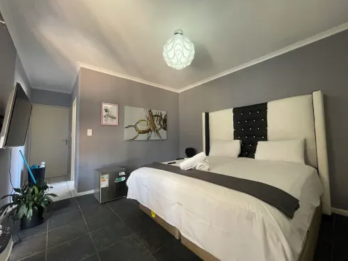 Zoe & Saint Hotels in Bloubergstrand