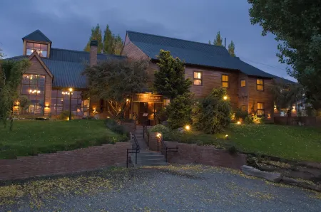 Lar Aike Отели в г. Эль Калафате