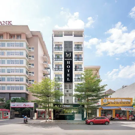 Marina Hotel