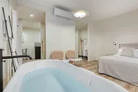 WelcHome - Suites - - badewanne