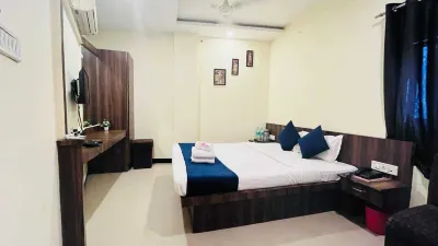 Hotel Ashoka Palace فنادق في أوجاين