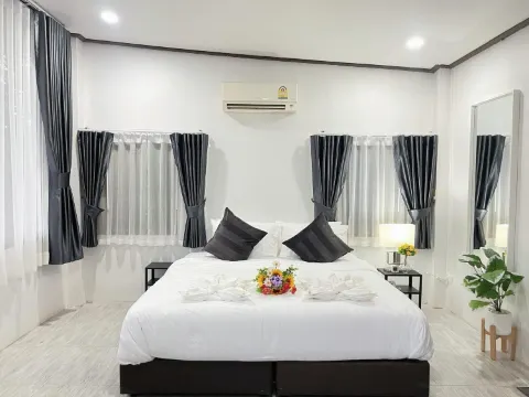 ห้องดีลักซ์สตูดิโอสวีท