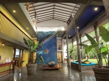 Saffron & Blue Отели рядом с достопримечательностью «Sea Turtle Conservation Project»