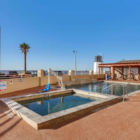 Best Western Plus Galveston Suites